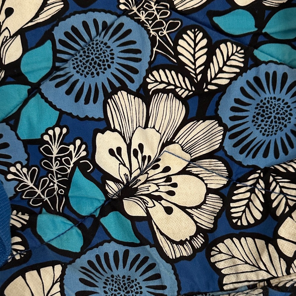 Vera Bradley Vintage Floral Blue Backpack - Picture 3 of 5